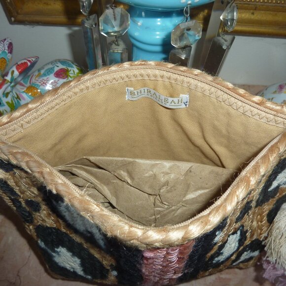 NWT Shiraleah Leopard Cheetah Straw Small Clutch Purse With Tassels - Picture 5 of 6